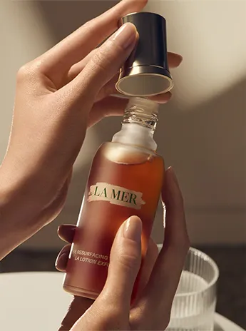 LA MER The Resurfacing Treatment 柔嫩亮肌煥膚水 - Image 3